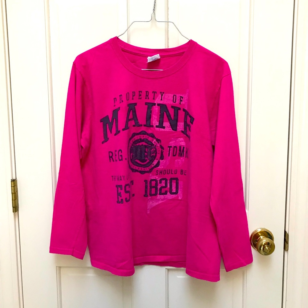 Ladies Long Sleeved Tee Shirt.  Size Large